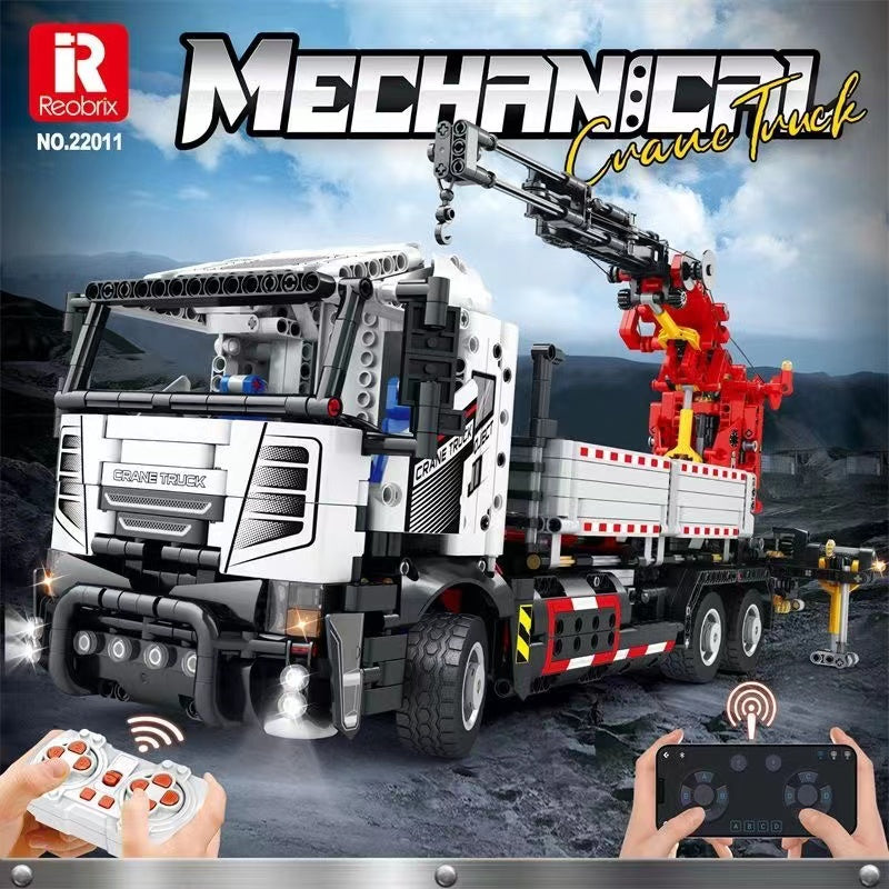 Reobrix 22011 RC Mechanical Crane Truck-Afobrick