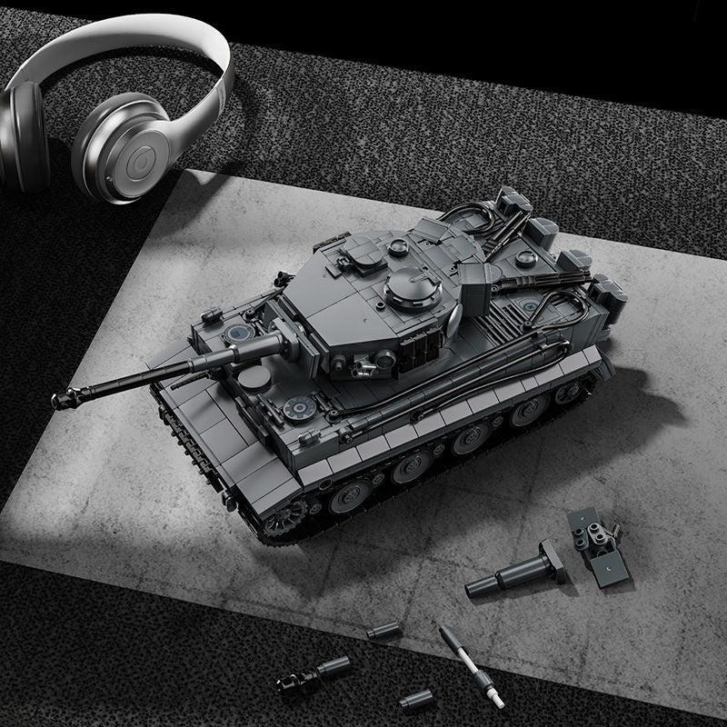 12GO 97015 Tiger Tank No.1322