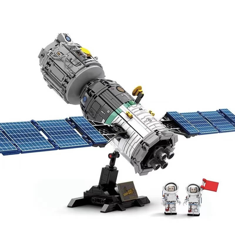 Sembo 203302 EVA spacecraft
